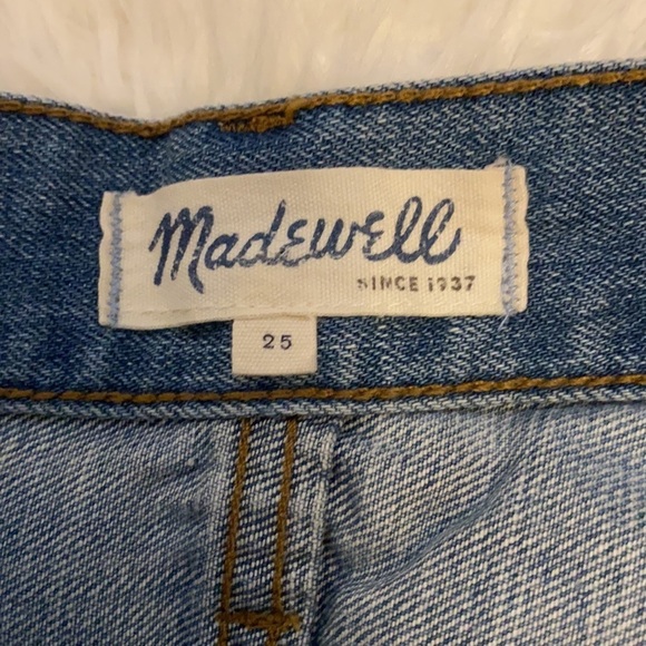 Madewell Frayed Hem Button Fly Denim Shorts - Picture 4 of 5
